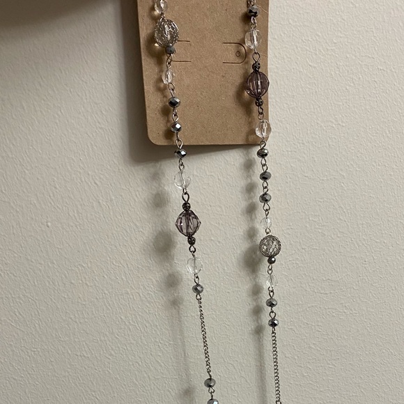 M: Grey & Silver Necklace - Picture 4 of 10